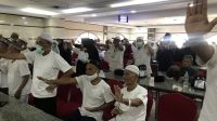 Antisipasi Penyakit Jantung di Tanah Suci, Ratusan Jemaah Mengikuti Senam Haji