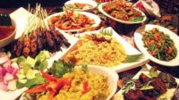 Liburan Bebas Kolesterol? Simak Pesan Dokter Ini Sebelum Wisata Kuliner