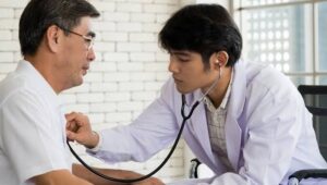 Waspadai 4 Komplikasi Diabetes pada Jantung dan Pembuluh Darah: Risiko Stroke Jantung Koroner