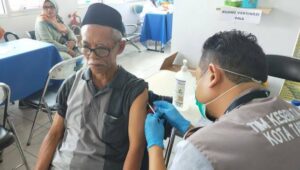 KJRI Tegaskan Vaksin Polio Tidak Wajib Bagi Jemaah Umrah RI
