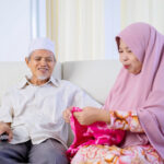 Meraih Berkah di Usia Senja