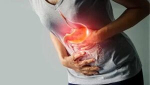 Waspadai Gejala Kanker Lambung yang Sering Disangka GERD, Terutama di Usia 50 Tahun ke Atas
