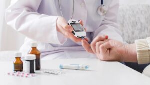 Penyandang Diabetes Tetap Bisa Berpuasa, Dokter Bagikan 5 Tips Aman