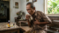 cara mengatasi batuk kronis pada lansia