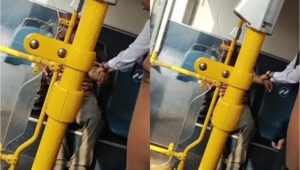 TransJakarta Klarifikasi Viral Lansia Diturunkan dari Bus, Sebut Bukan karena Bau Badan