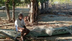 Selamat dari Tsunami dengan Memanjat Pohon, Kisah Nelayan Lansia di Reok